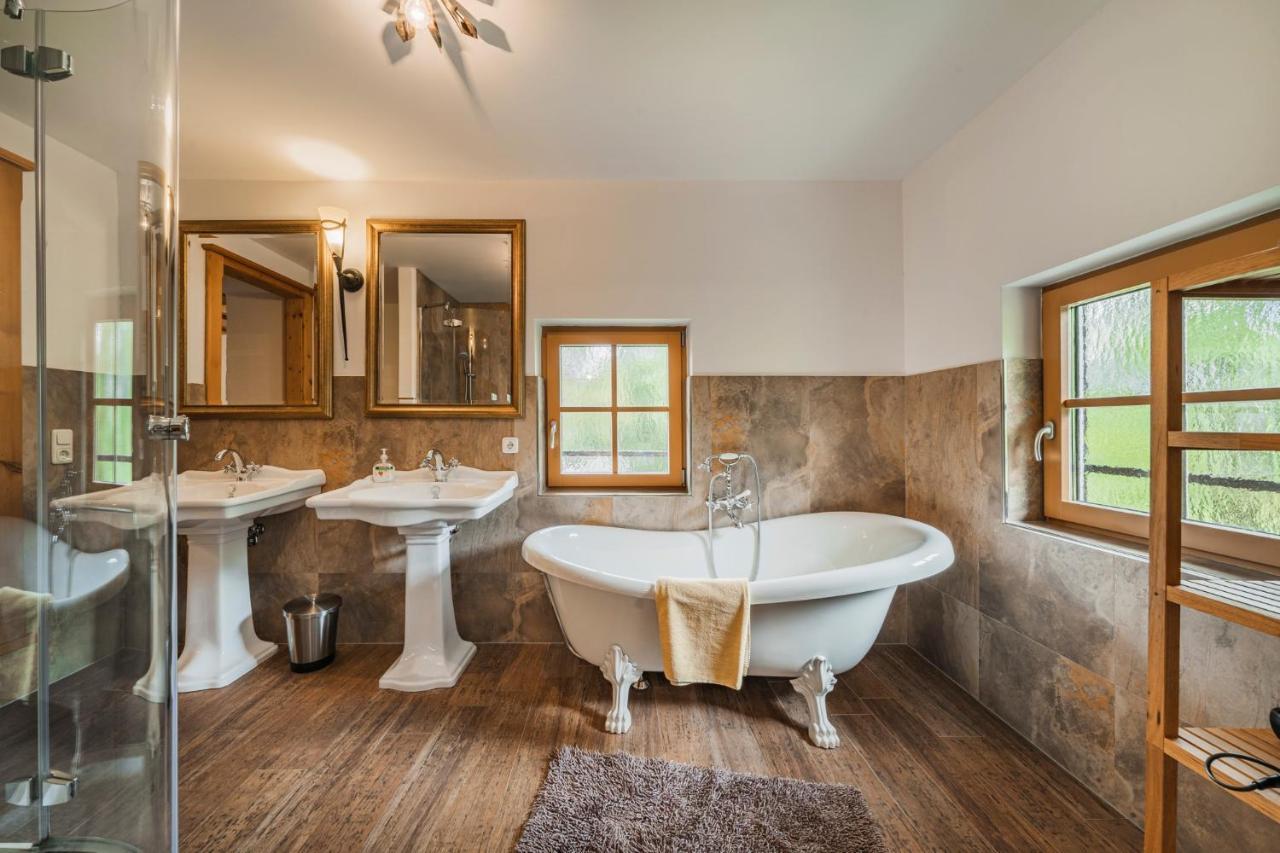 バート・ゴイーザーン Ferienhaus Gut - Eisenlehenヴィラ エクステリア 写真
